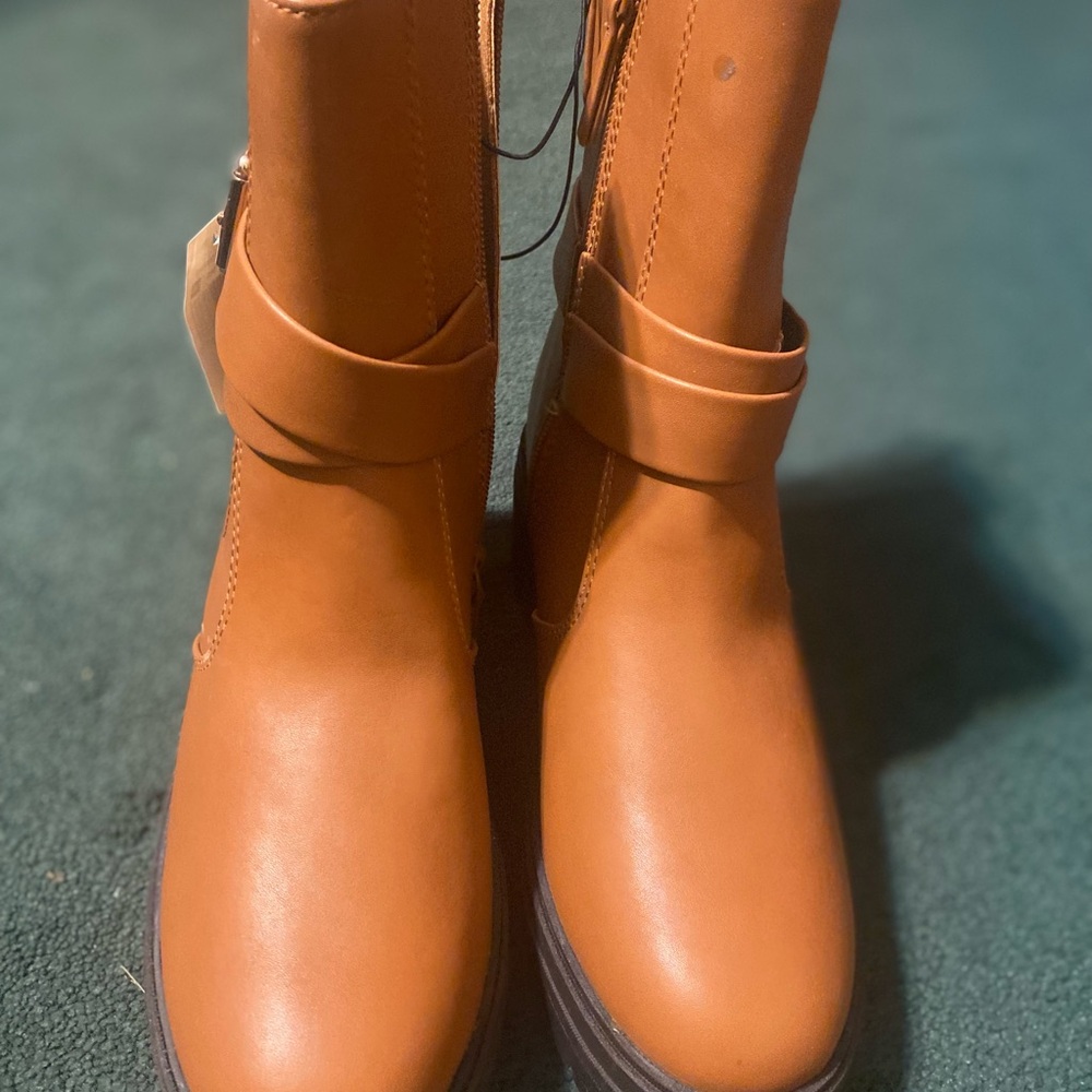 FALLS CREEK WOMENS COGNAC BAILEY FASHION BOOTS - Size 7.5